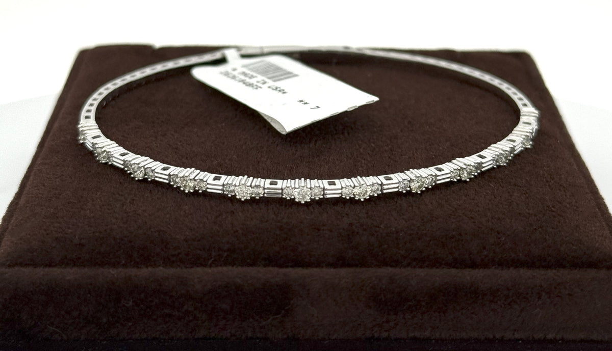 14k White Gold 0.85 CT Diamond Flexible Bangle Bracelet, 6.0gm, S108594