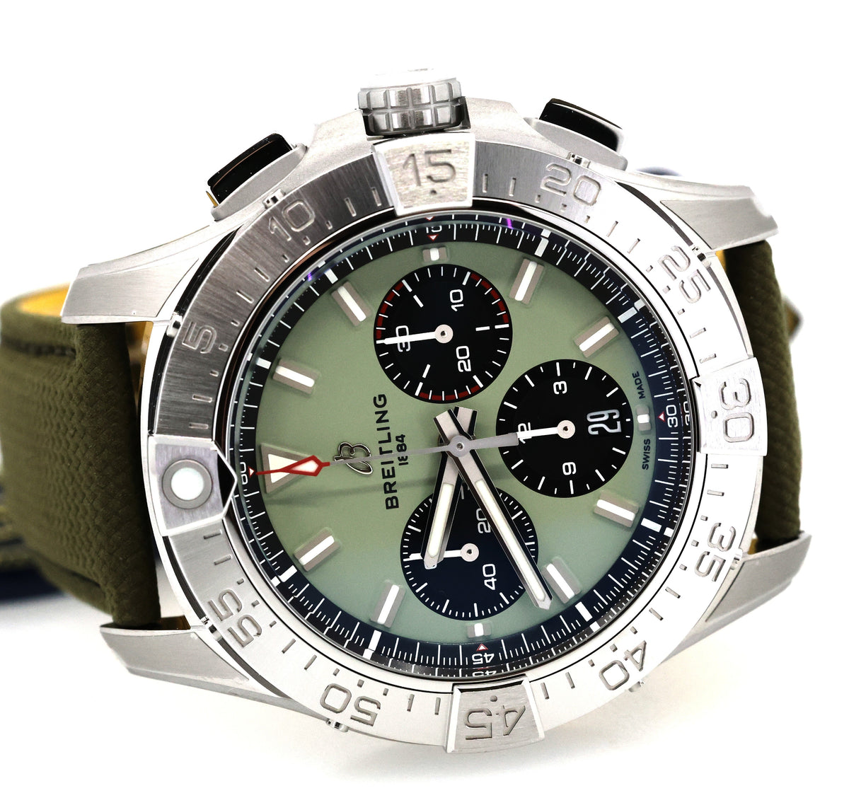 Breitling Avenger B01 Chronograph 44mm, AB0147101L1X1, S16976