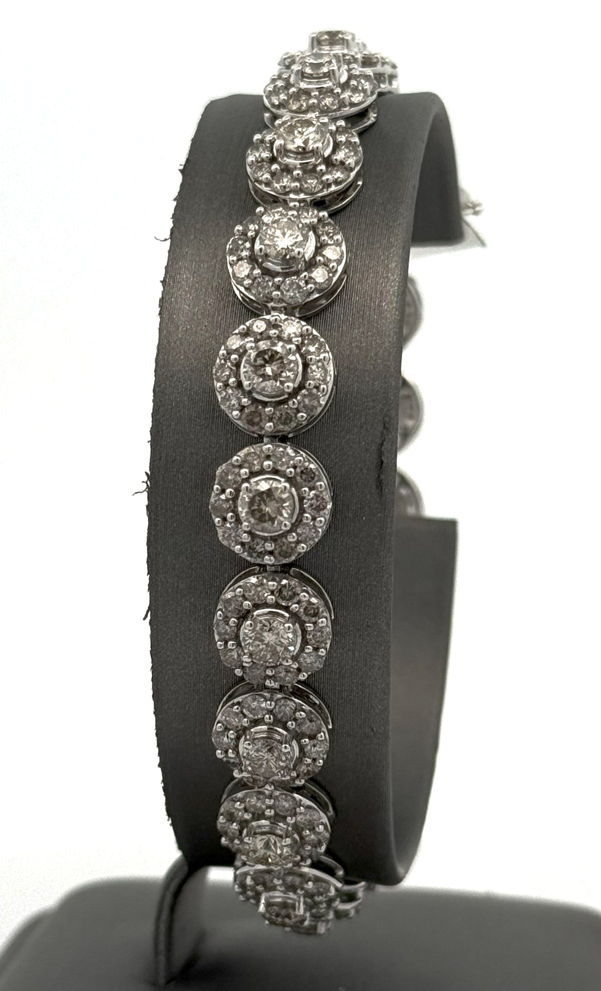 14k White Gold 8.50 CT Diamond Tennis Bracelet, 20.5g, 7.5", S107271