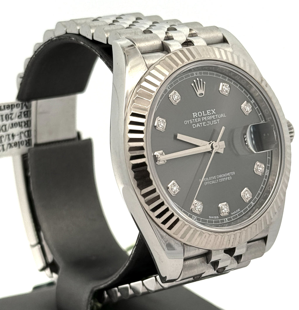 Pre-Owned Rolex Datejust 41mm Stainless Steel Watch 126334 Gold Fluted bezel
