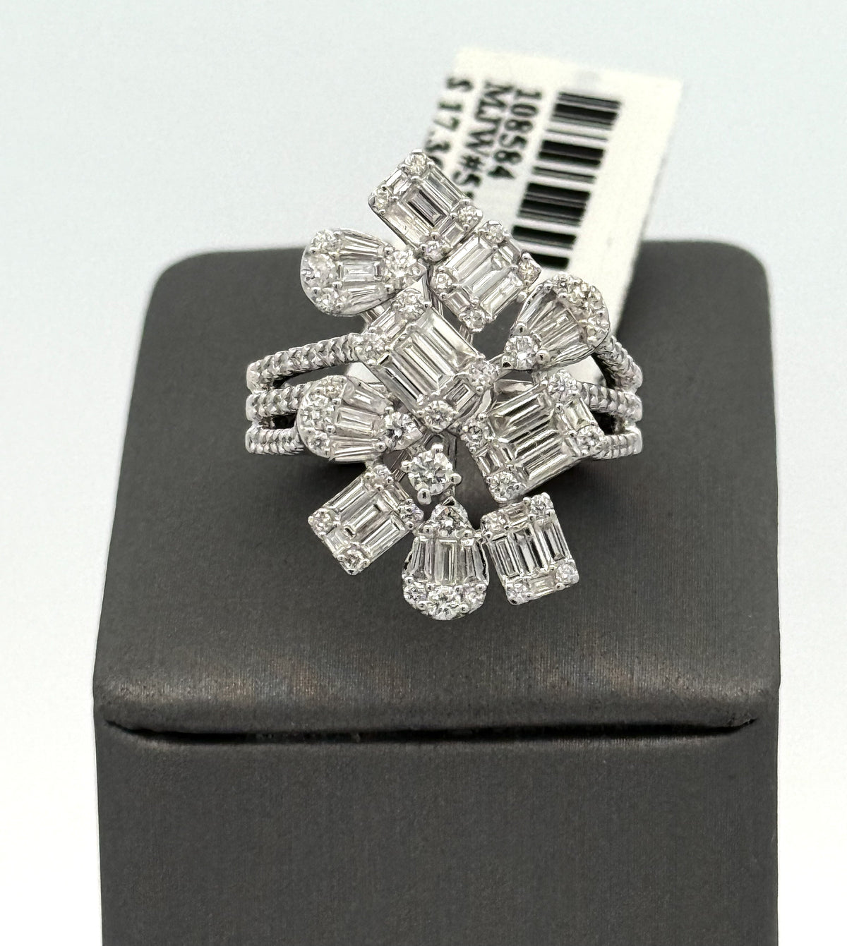 14k White Gold 1.75CT Baguette & Round Cut Diamond Ladies Ring, S108584