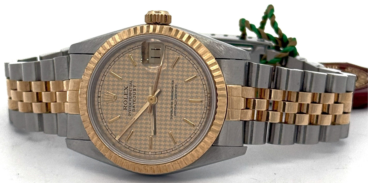 Pre-owned Rolex Datejust 31 Champagne Dial - 68273 - 31mm - Yellow Gold & Stainless Steal, S16413