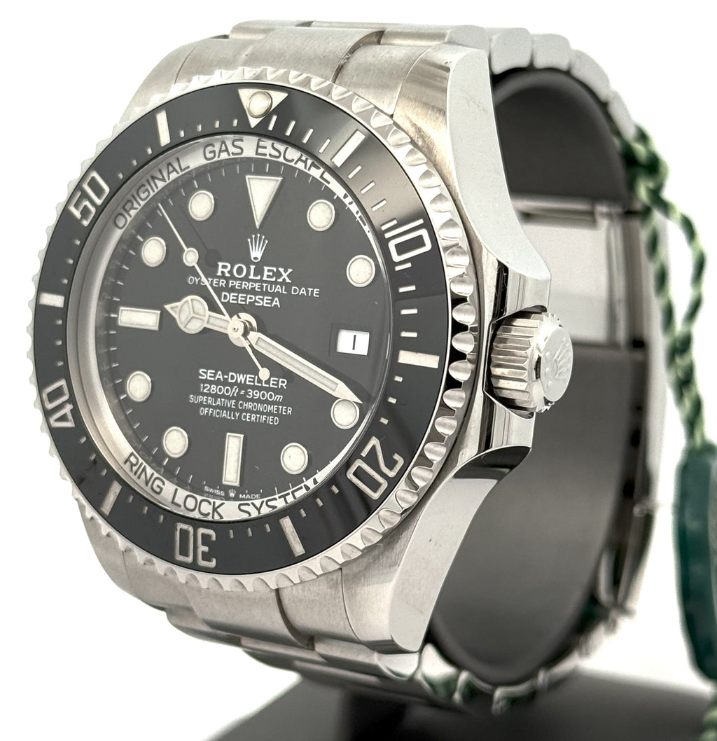 Pre-owned Rolex 126660 Sea-Dweller - 44mm Stainless Steal, S15512