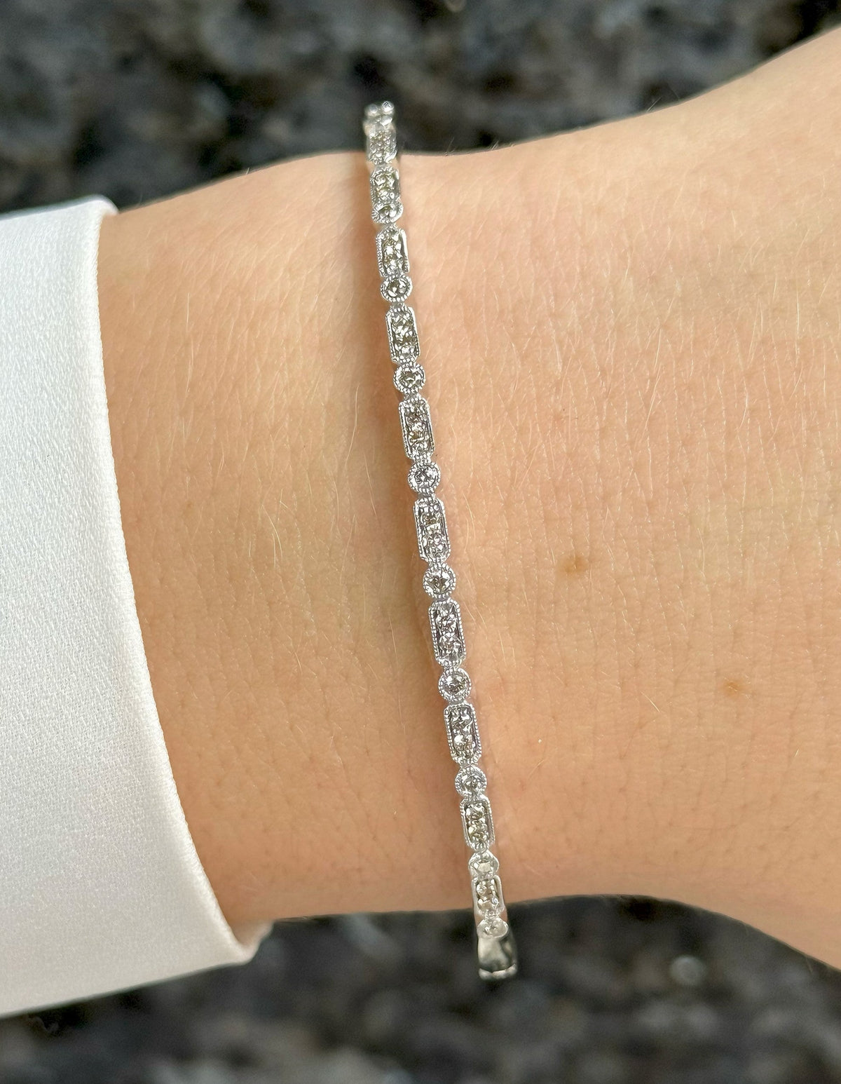 Solid 10k White Gold 0.50CT Diamond Bangle Bracelet, 7.5g, S16746