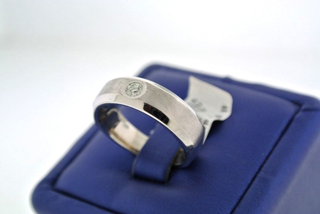 14K WHITE GOLD 0.25 CT DIAMOND MEN'S WEDDING BAND WEIGHT 10.5 GM, SIZE 9