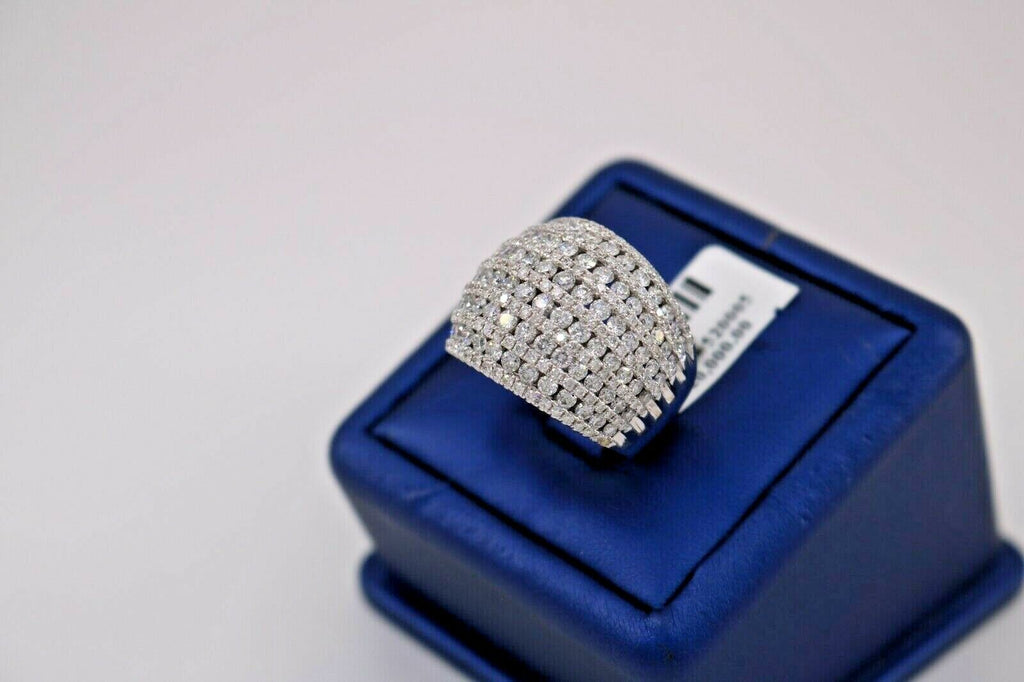 18k White Gold 4.50 CT Channel Set Diamond Ring, 18gm, Size 7.76