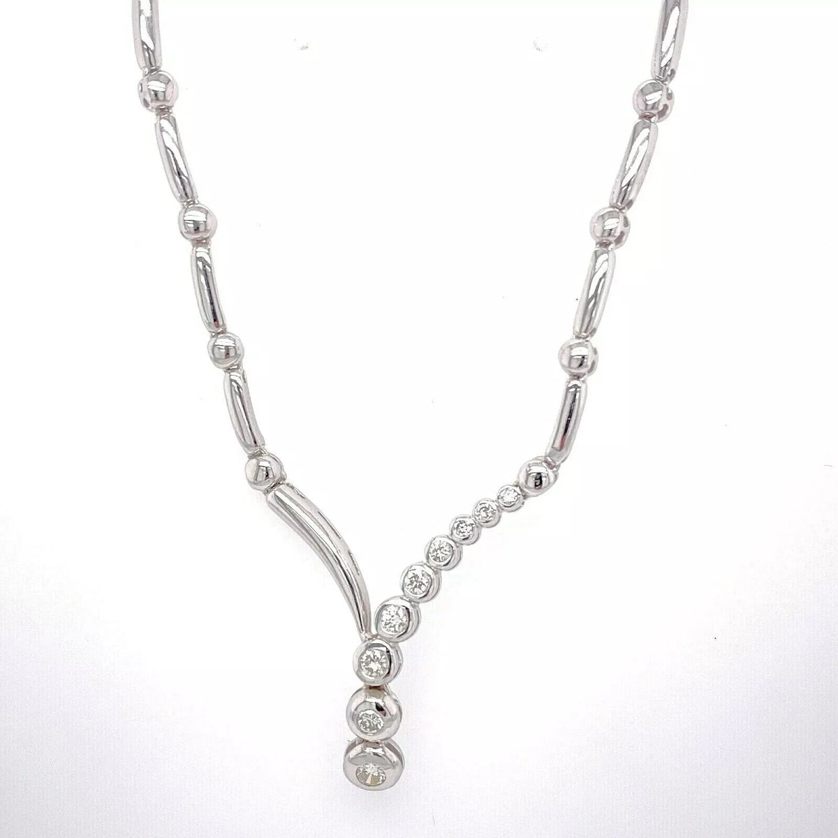 18k White Gold 1.00 Ct Diamond LAdies Necklace, 23.9gm, S105705