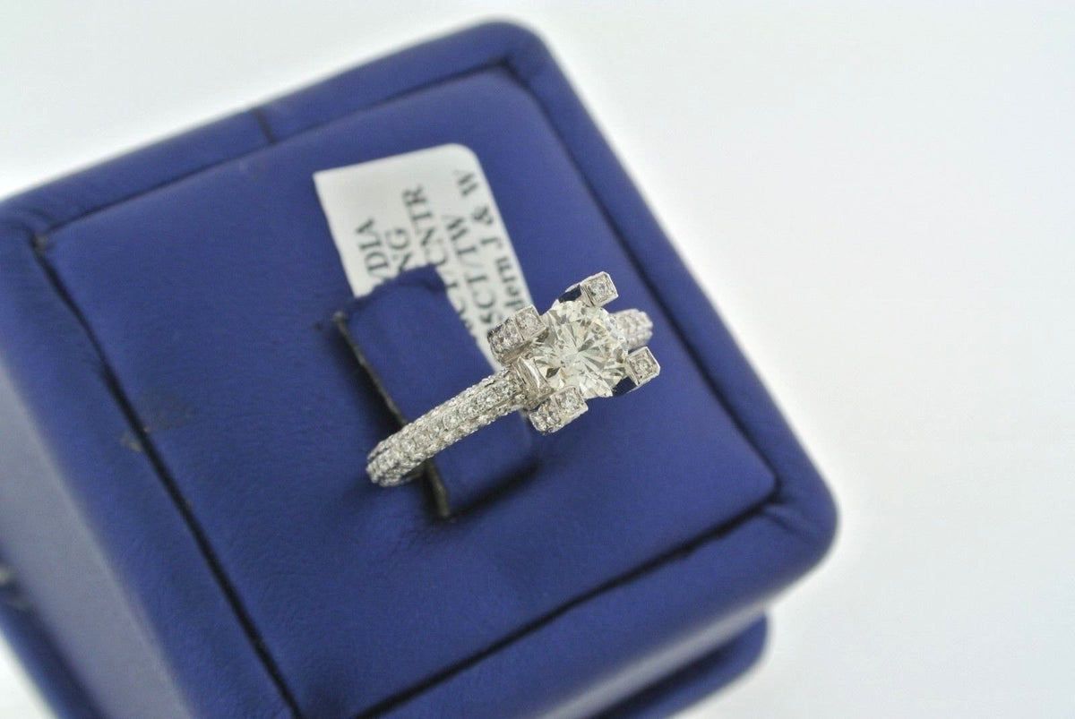14k White Gold 2.25 CT Diamond Engagement Ring, 4.2gm, Size 7,