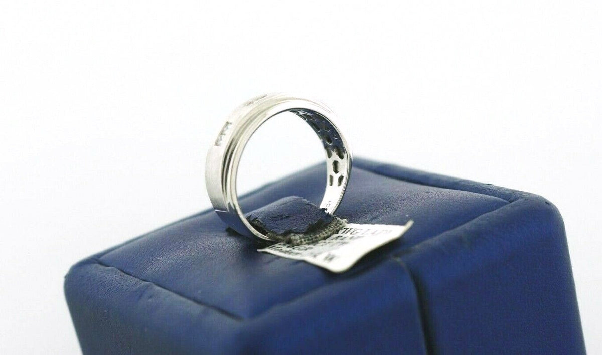 10k White Gold 0.30 CT Diamond Wedding Band, 3.6gm, S101134