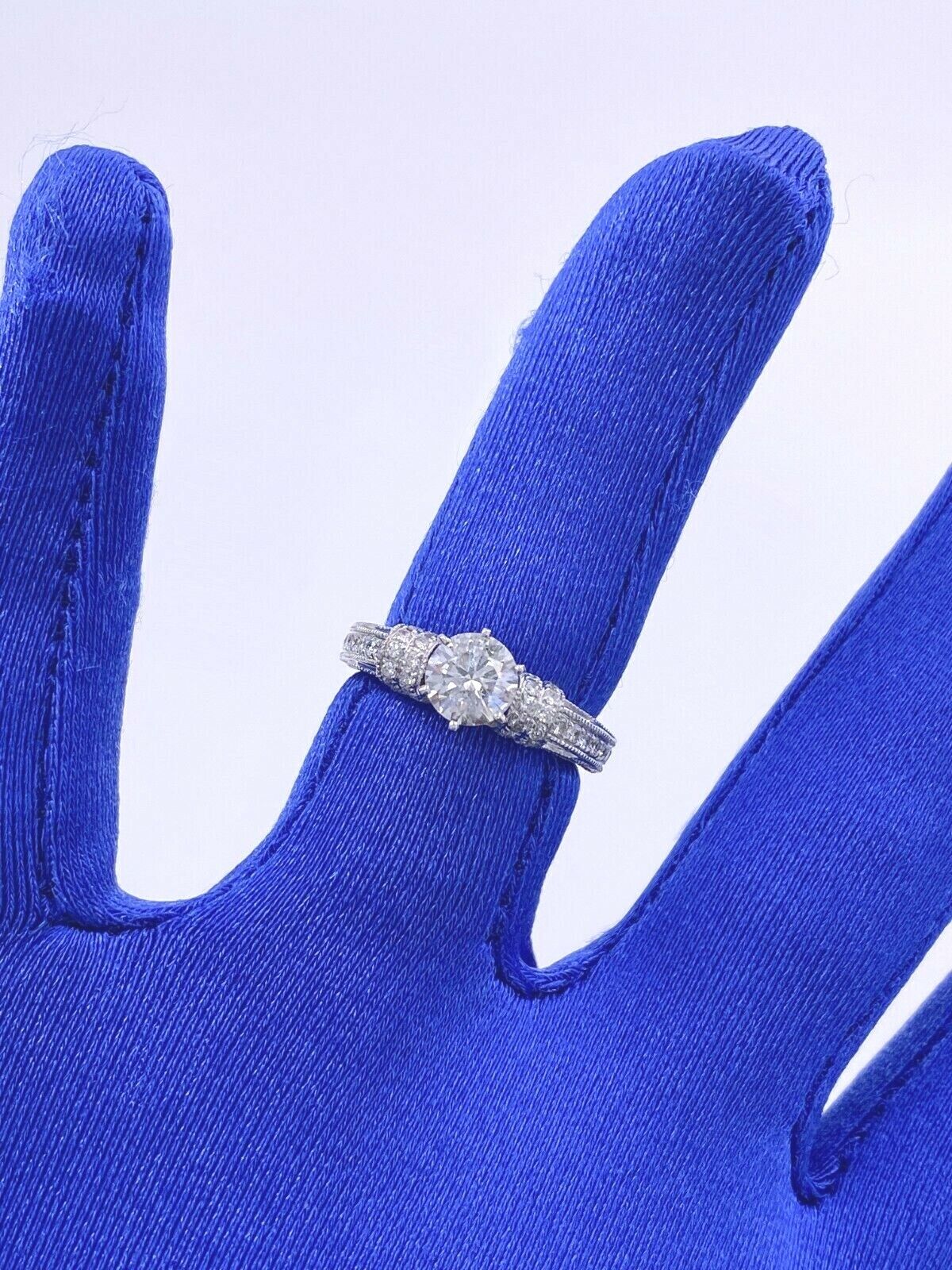 14k White Gold 1.60 CT Diamond Engagement Ring, 3.9gm, Size 6.25